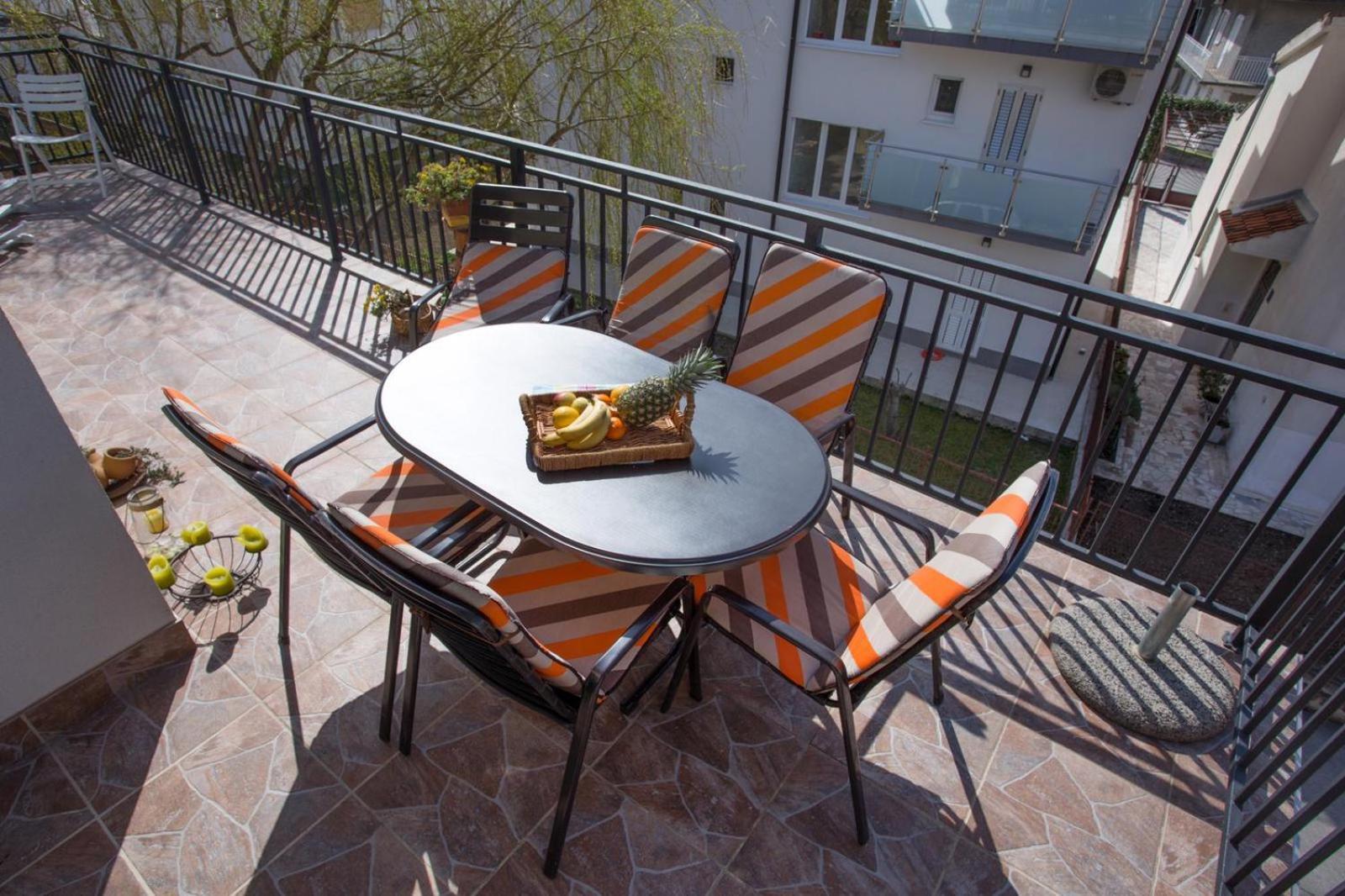 Tip Deluxe Apartman Podstrana Kültér fotó