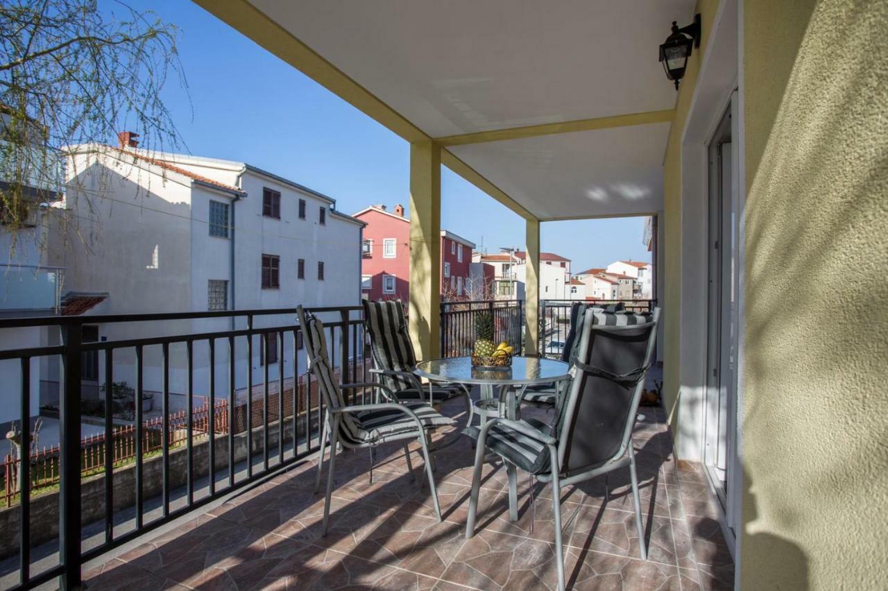 Tip Deluxe Apartman Podstrana Kültér fotó