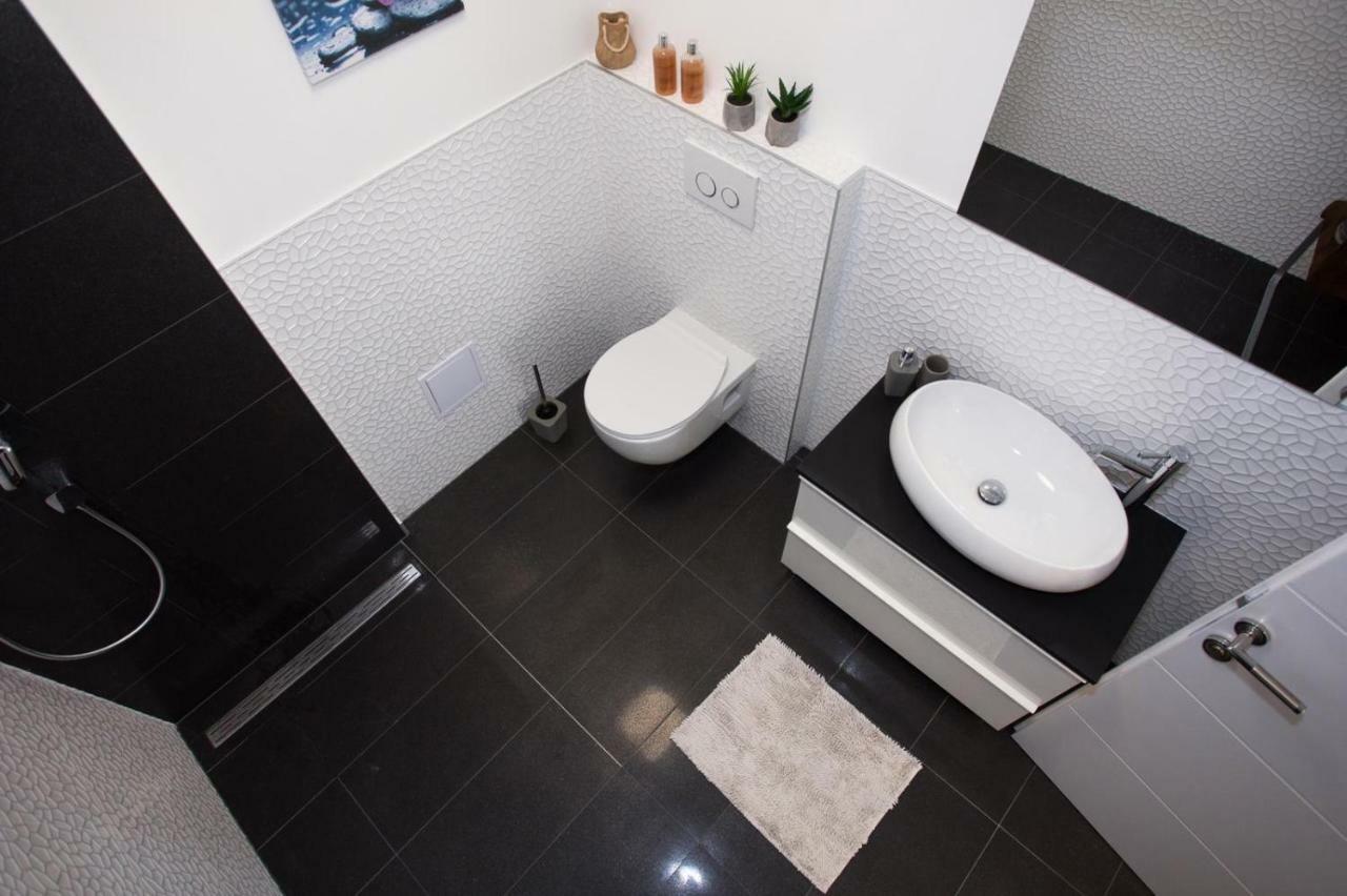 Tip Deluxe Apartman Podstrana Kültér fotó
