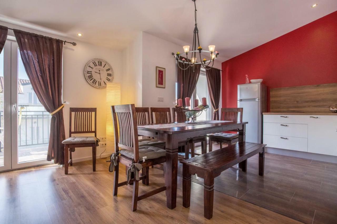 Tip Deluxe Apartman Podstrana Kültér fotó