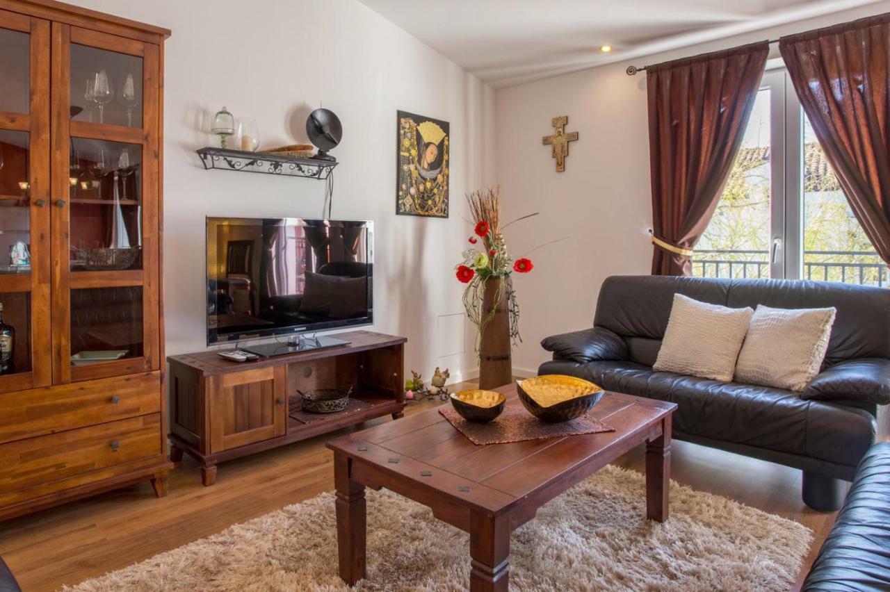 Tip Deluxe Apartman Podstrana Kültér fotó