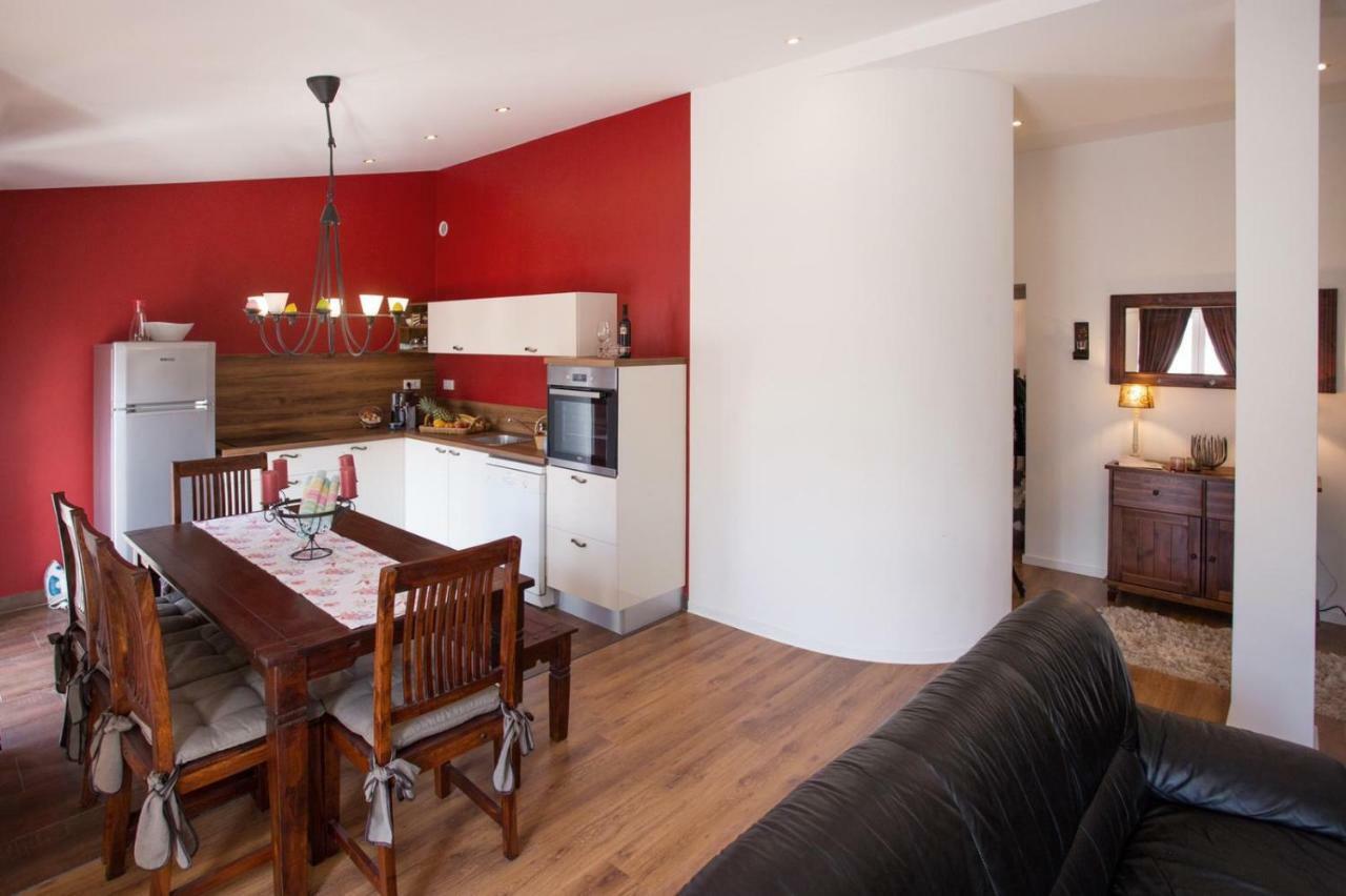 Tip Deluxe Apartman Podstrana Kültér fotó