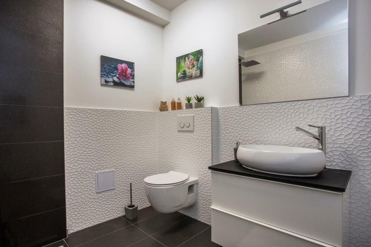 Tip Deluxe Apartman Podstrana Kültér fotó