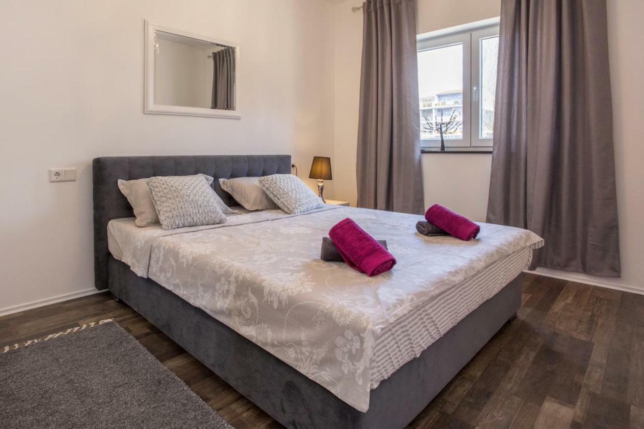 Tip Deluxe Apartman Podstrana Kültér fotó