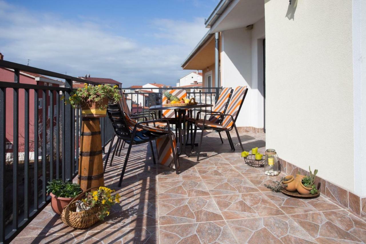 Tip Deluxe Apartman Podstrana Kültér fotó